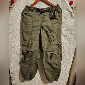 Garage green Parachute Pants